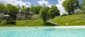 Paradiso I by Interhome