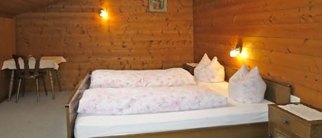 7 Schlafzimmer, Internetzugang