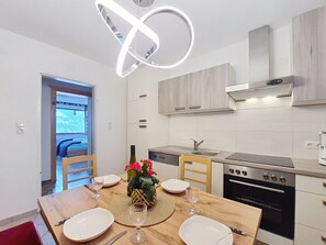 Frigorífic, microones, forn i torradora 