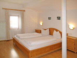 Internet - Nebenhaus Schönblick (SVH112) by Interhome (St Valentin/San Valentino)