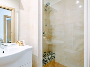 Towels - Valentini by Interhome (Campitello)