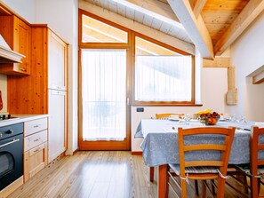 Fridge, microwave, oven, cookware/dishes/utensils - Belfiore by Interhome (Valle di Non)