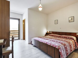 3 chambres, accès à Internet