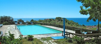 Le Terrazze del Geco Bungalow B (SLR301) by Interhome