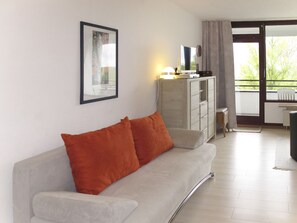 TV, DVD-spiller og bordtennis