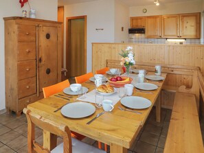 Dining - Edelweiss by Interhome (La Tzoumaz)