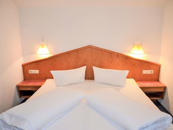 6 bedrooms, internet