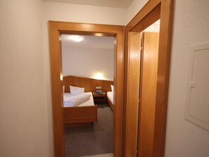1 Schlafzimmer, Internetzugang