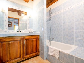Bathroom - Sainte Croix by Interhome (Bauduen)