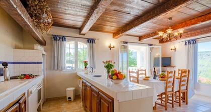 Campagne les Oliviers by Interhome