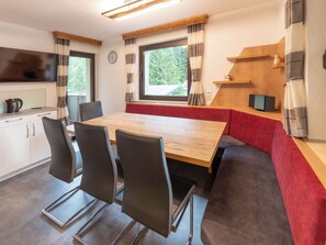 Dining - Apartment Sabine by Interhome (Kappl)