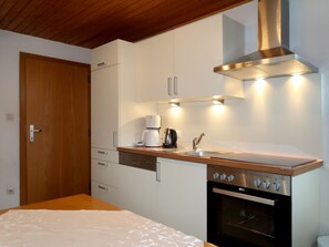 Fridge, microwave, oven, dishwasher - Vacation home Palman by Interhome (Pfunds-Samnaun)