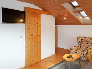 TV - Susanne by Interhome (Prutz/Kaunertal)