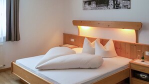 2 bedrooms, Internet, bed sheets - Apartment Walch by Interhome (Prutz/Kaunertal)