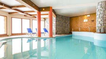Piscine couverte, piscine chauffée