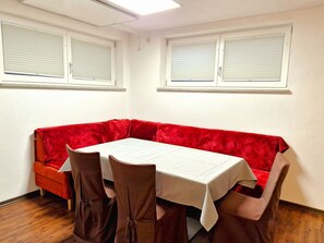 Dining - Apartment Saphir by Interhome (Sölden)