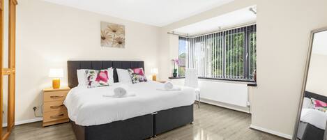 4 sovrum, strykjärn/strykbräda, wi-fi och sängkläder