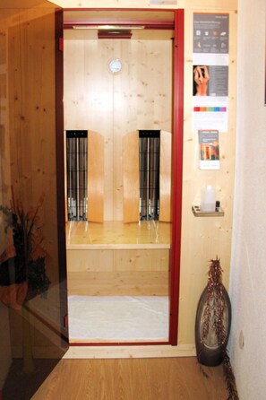 Interior - Alpenglühen by Interhome (Längenfeld)