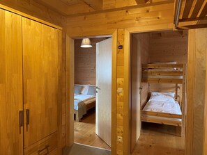 2 bedrooms, Internet