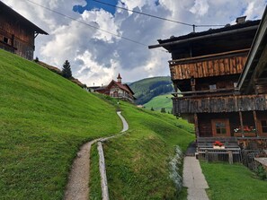 Esterni