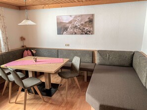 Dining - Apartment Neuner by Interhome (Mayrhofen)
