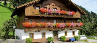 Schusterhäusl by Interhome