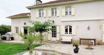 Aucéloun by Interhome