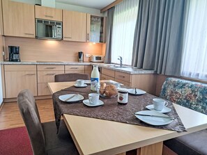 Dining - Apartment Rosa by Interhome (Mayrhofen)