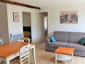 TV, DVD player - Le Clos des Rives by Interhome (Saint Vincent-de-Cosse)