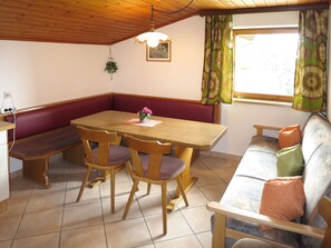Dining - Bloserhof by Interhome (Zell am Ziller)