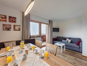 Dining - Apart Wurm by Interhome (Stumm im Zillertal)