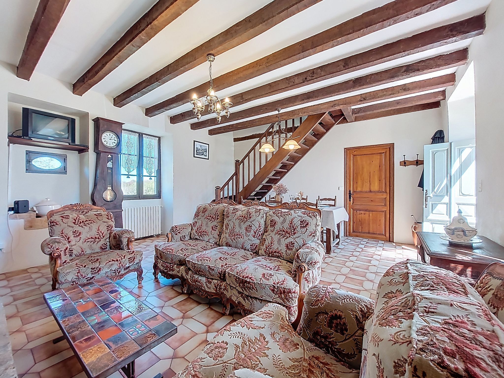 TV, fireplace, DVD player