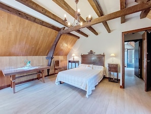 3 chambres, bureau, fer et planche à repasser, Wi-Fi