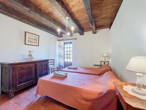 2 chambres, bureau, fer et planche à repasser, Wi-Fi