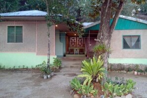 Ảnh chưa phân loại, 5 trong số 12 ảnh, nút