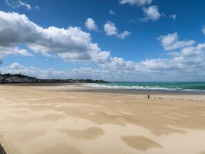 Beach - Valhalla, chez Emile by Interhome (Planguenoual)