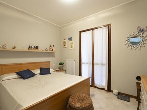 2 bedrooms, WiFi - Francesca by Interhome (Diano Marina)