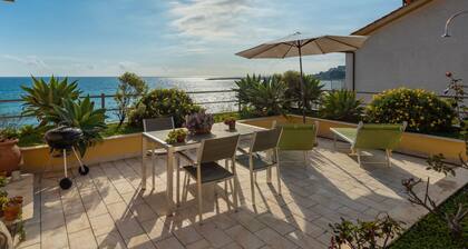 Terrazzo sul Mare by Interhome