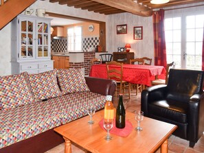 Télévision, cheminée, lecteur de DVD