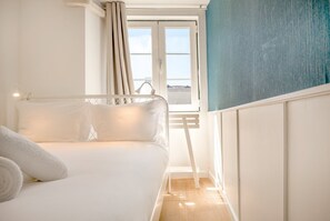 1 habitación, tabla de planchar con plancha y acceso a internet 