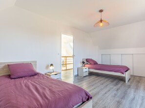 5 bedrooms, WiFi