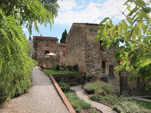 Le Ginestre by Interhome