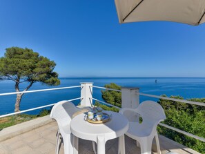 Outdoor dining - Baroccia da Mary by Interhome (Rio Marina)