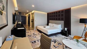 In-room safe, blackout curtains, free WiFi, bed sheets