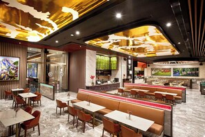 Tägliches Frühstücksbuffet gegen Gebühr