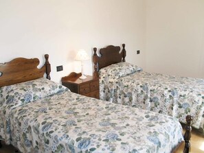 2 dormitorios, tabla de planchar con plancha, wifi