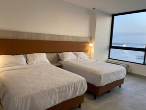 2 bedrooms, in-room safe, desk, iron/ironing board