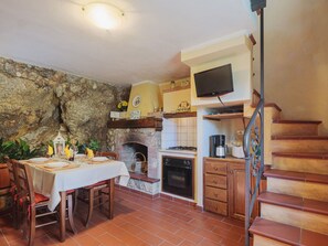 Dining - L'Oliveto by Interhome (Camaiore)