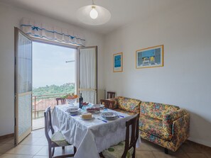 Dining - Del Freo by Interhome (Montignoso)