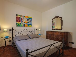 2 bedrooms, Internet